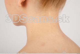 Photo reference of neck 0003